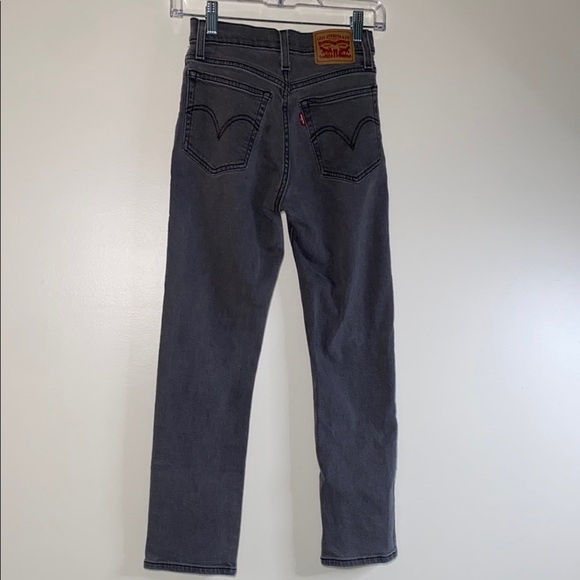 Levi's Gray Wedgie Straight Leg High-Waisted Pants - Picture 3 of 13